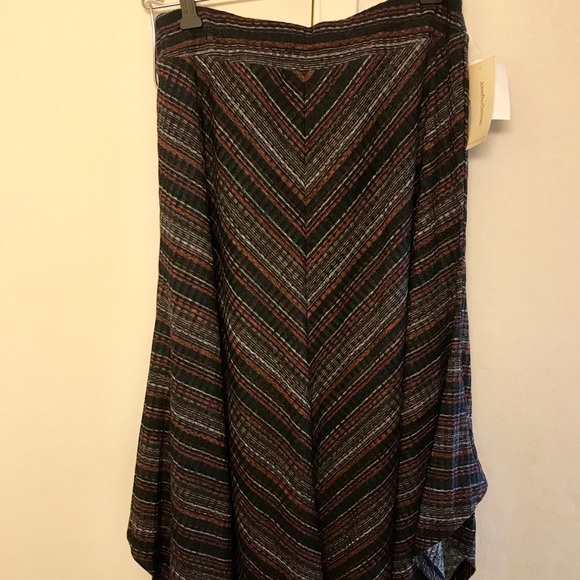 JOHN PAUL RICHARD Total Eclipse Skirt -SML - Picture 2 of 5